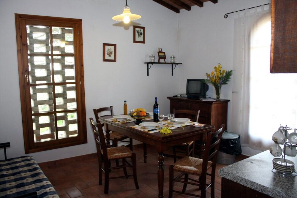 Agriturismo Le Docce Castelfiorentino Extérieur photo